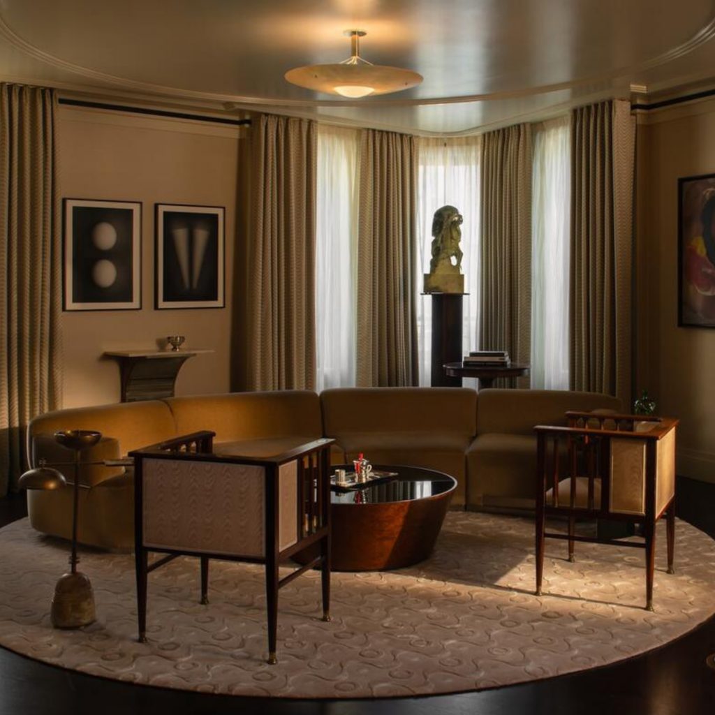 Frieze 91 members were invited to an exclusive, intimate evening exploring the art of designing for the modern collector, featuring renowned interior designer Tatjana von Stein, esteemed curator Piero Tomassoni, and design journalist Roddy Clarke. The event offered a unique opportunity to engage in a dynamic ‘in conversation’ session, shedding light on the evolving relationship between art, design, and interior curation.